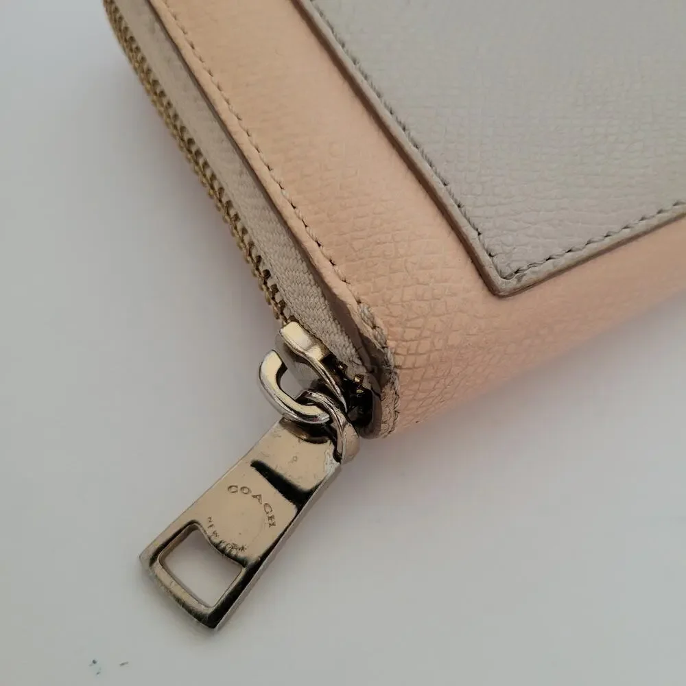 Coach Long Stripe Accordion Zip Around Light‎ Pink White Crossgrain Leather Fair